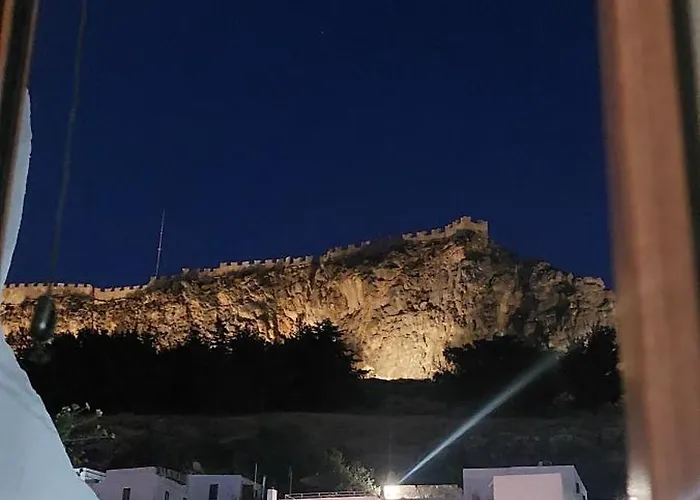 Lindos Alley